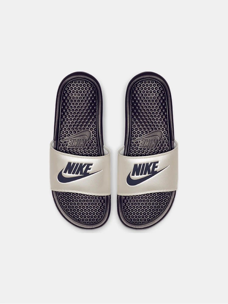nike slides in store