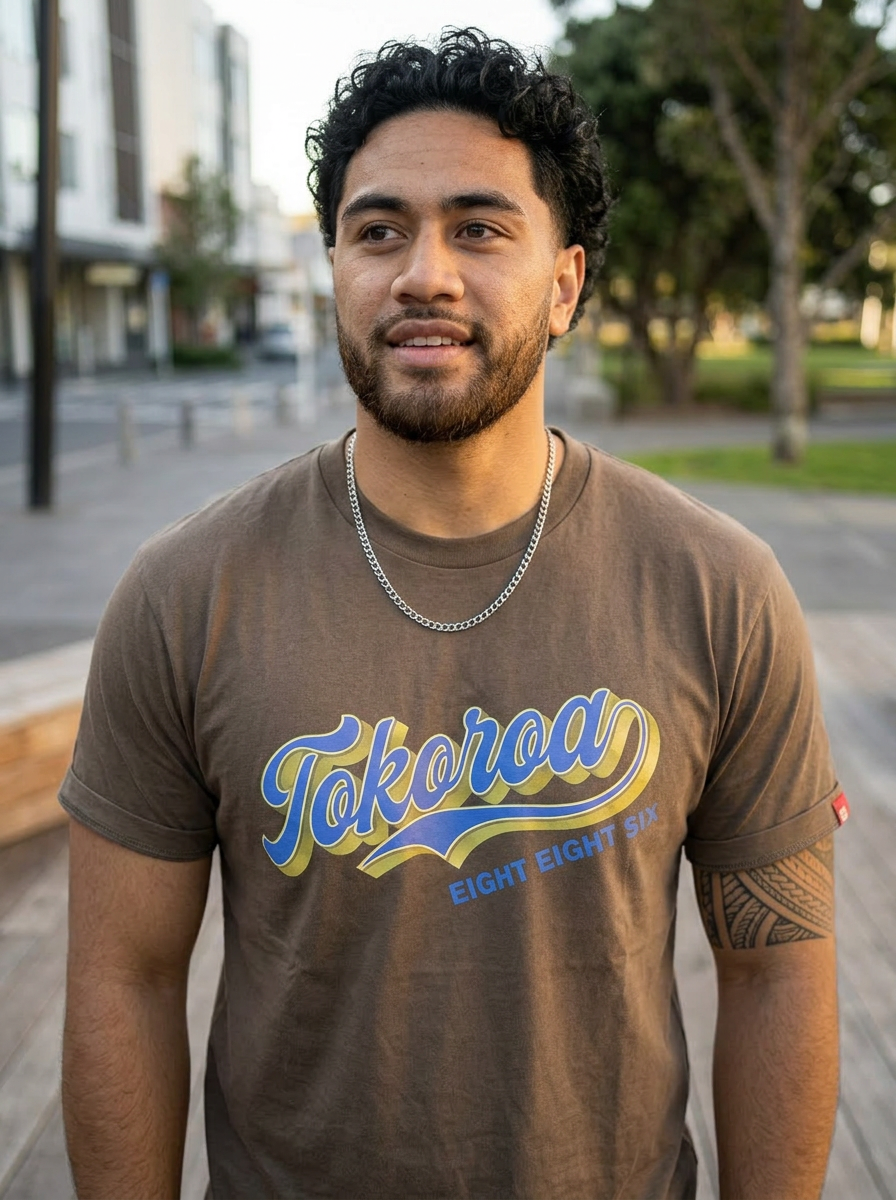 TOKOROA BASEBALL PRINT TEE WALNUT - Image 2